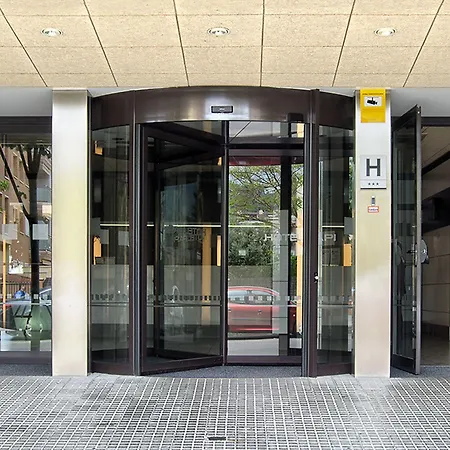 Papi Hotel 3*