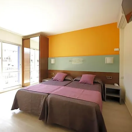 Hotel Papi 3*
